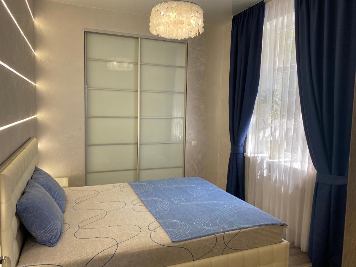 New Luxury Apartment In The Center On Konstitution Square Charkiw Exterior foto