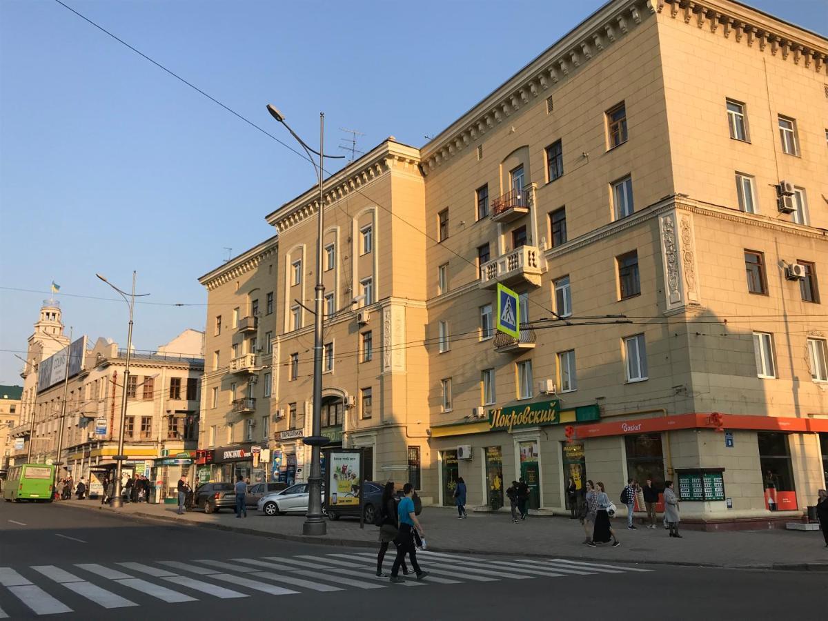 New Luxury Apartment In The Center On Konstitution Square Charkiw Exterior foto