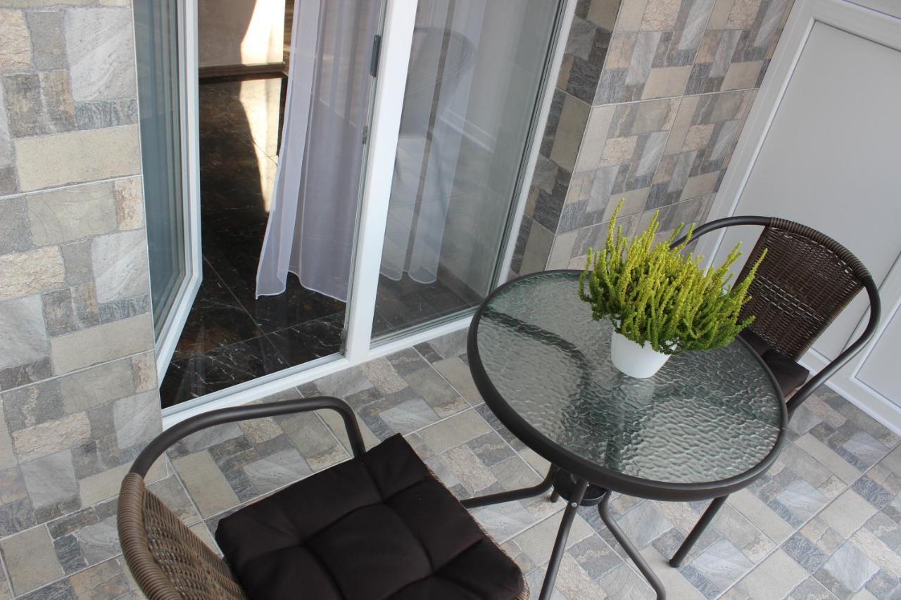 New Luxury Apartment In The Center On Konstitution Square Charkiw Exterior foto