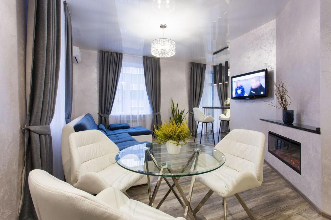 New Luxury Apartment In The Center On Konstitution Square Charkiw Exterior foto